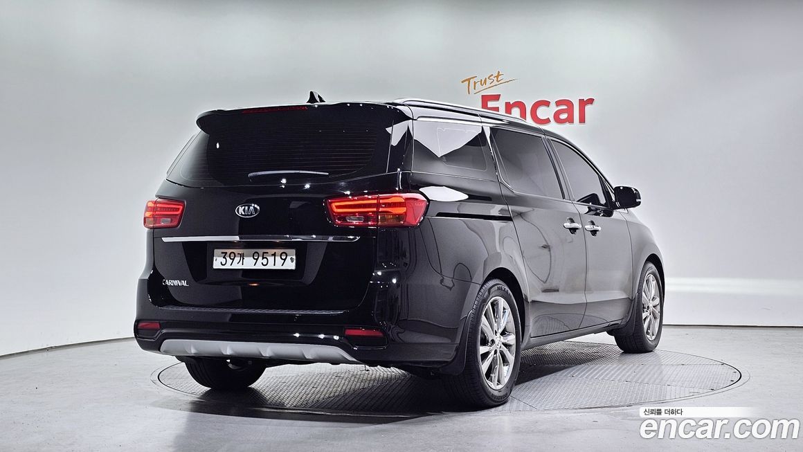 Kia Canival 2019