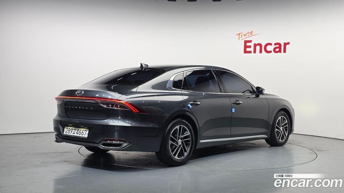 Hyundai Grandeur 2021