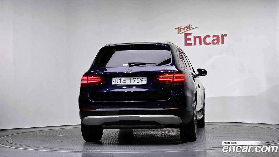 Mercedes-Benz GLC-Class 2018