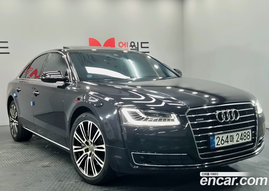 Audi A8 2015