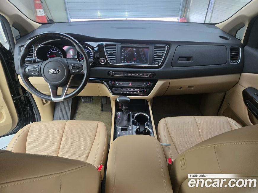 Kia Canival 2019