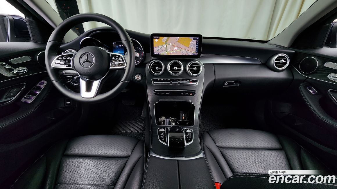 Mercedes-Benz C-Class 2019