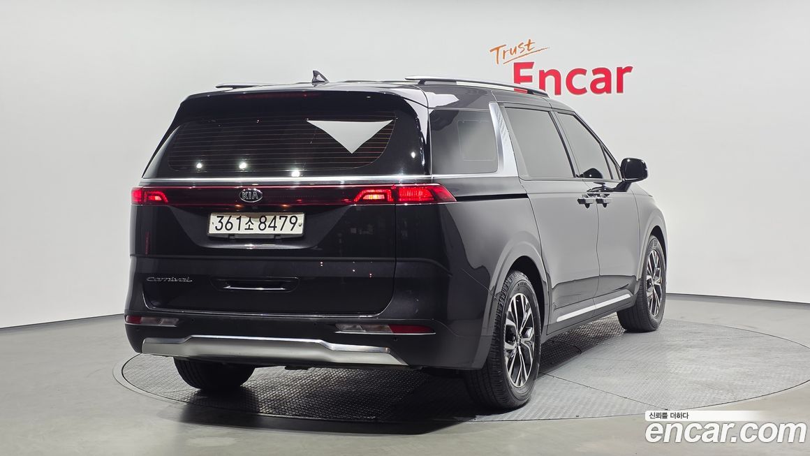 Kia Canival 2021