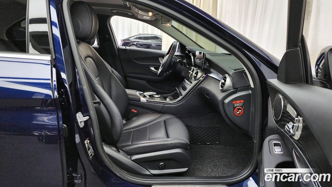 Mercedes-Benz C-Class 2019