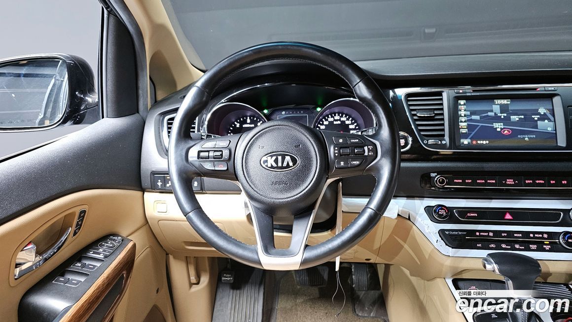 Kia Canival 2018