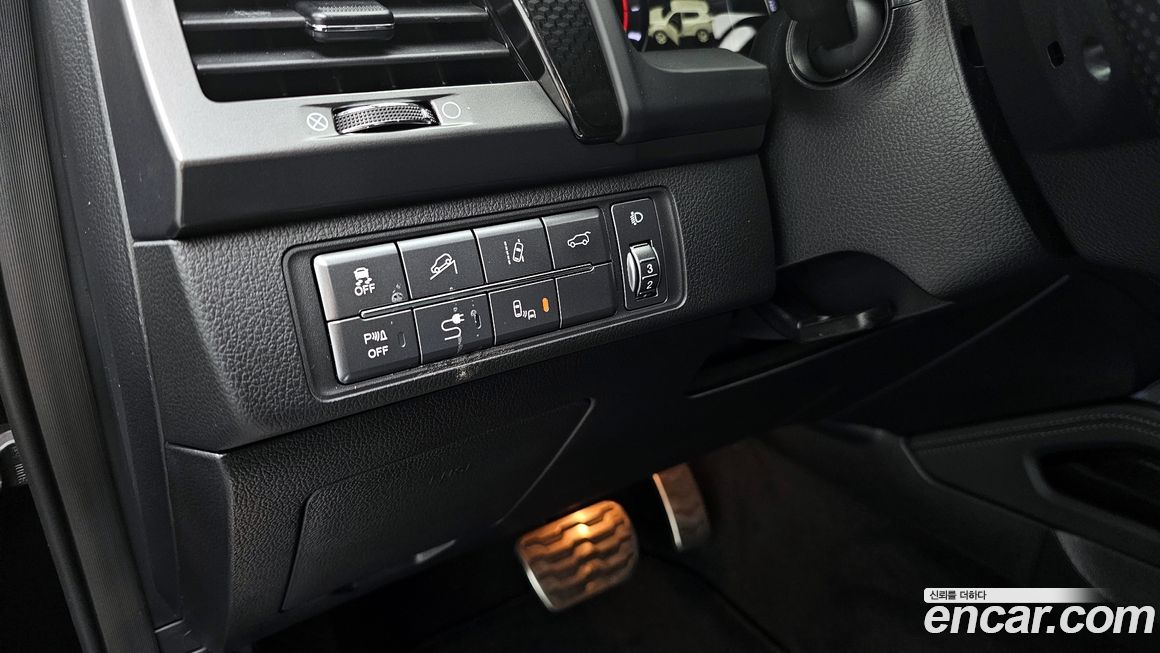 KG_Mobility_Ssangyong Rexton 2020