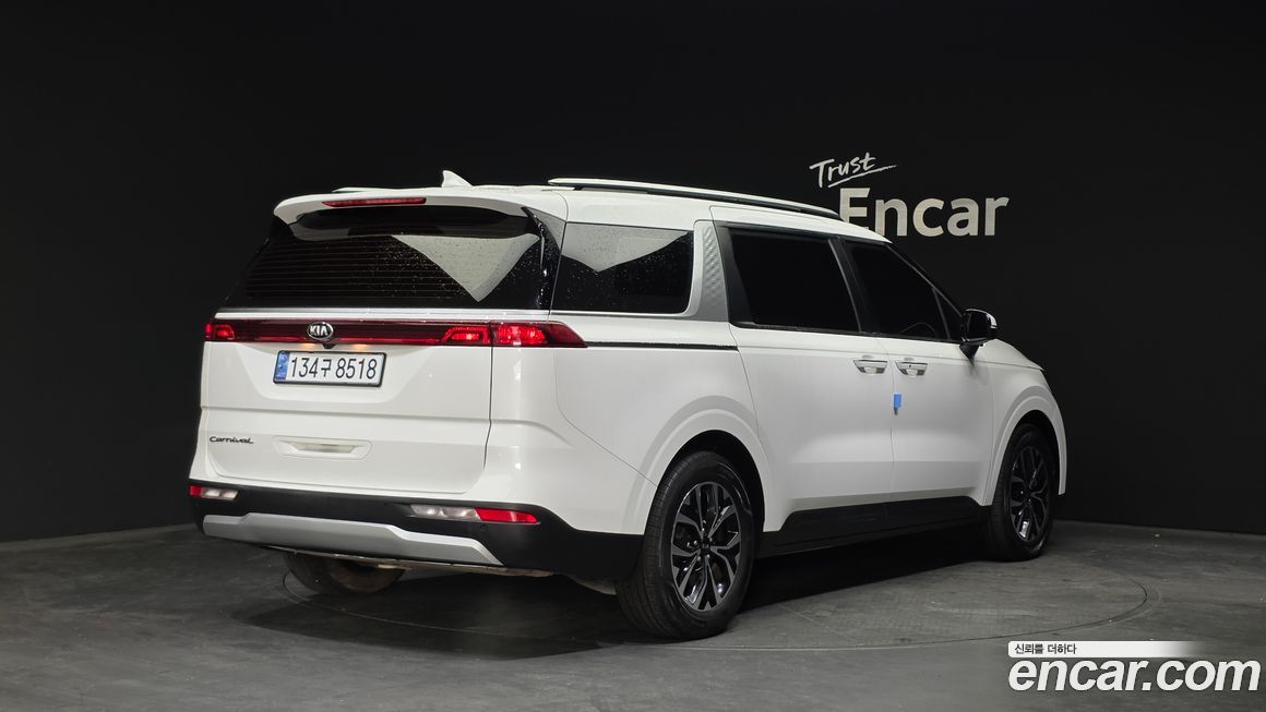 Kia Canival 2021