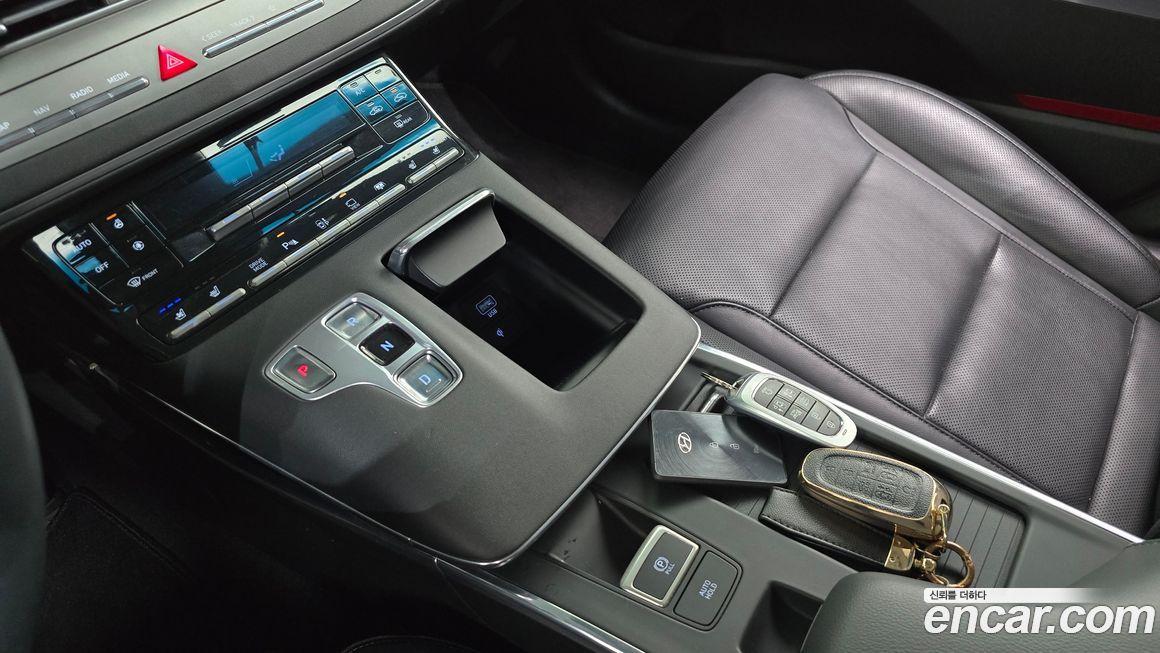 Hyundai Grandeur 2021