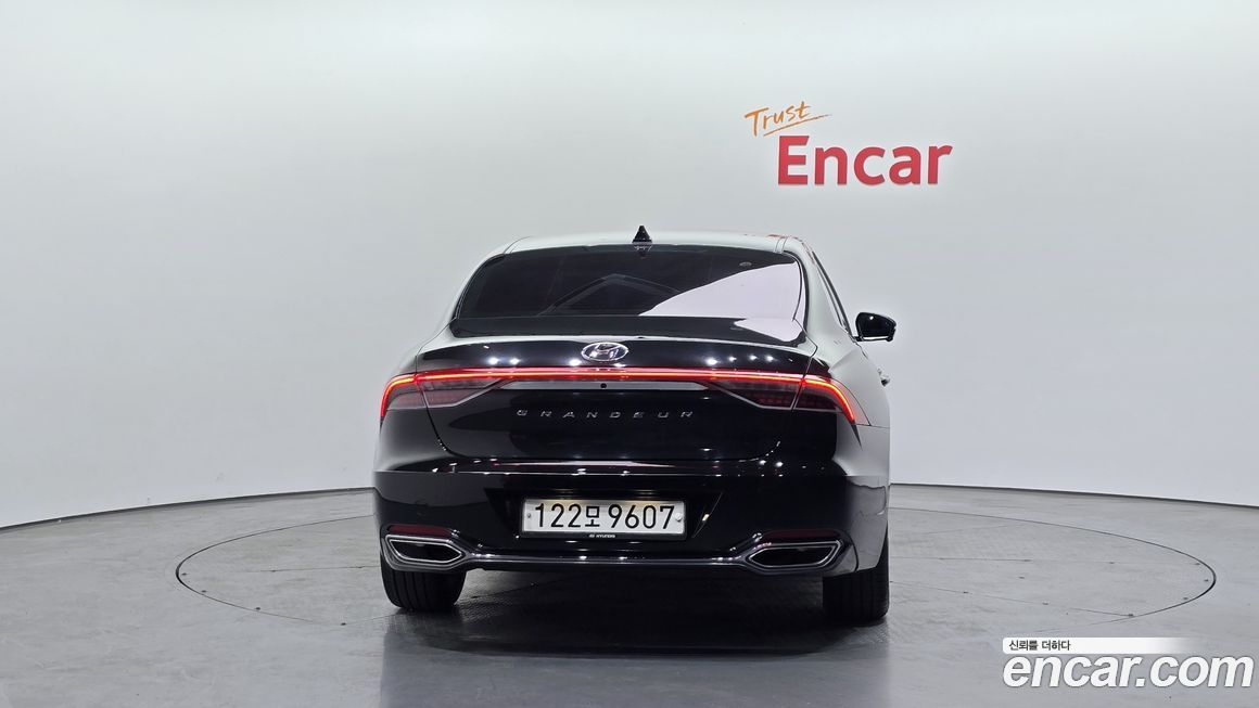 Hyundai Grandeur 2021