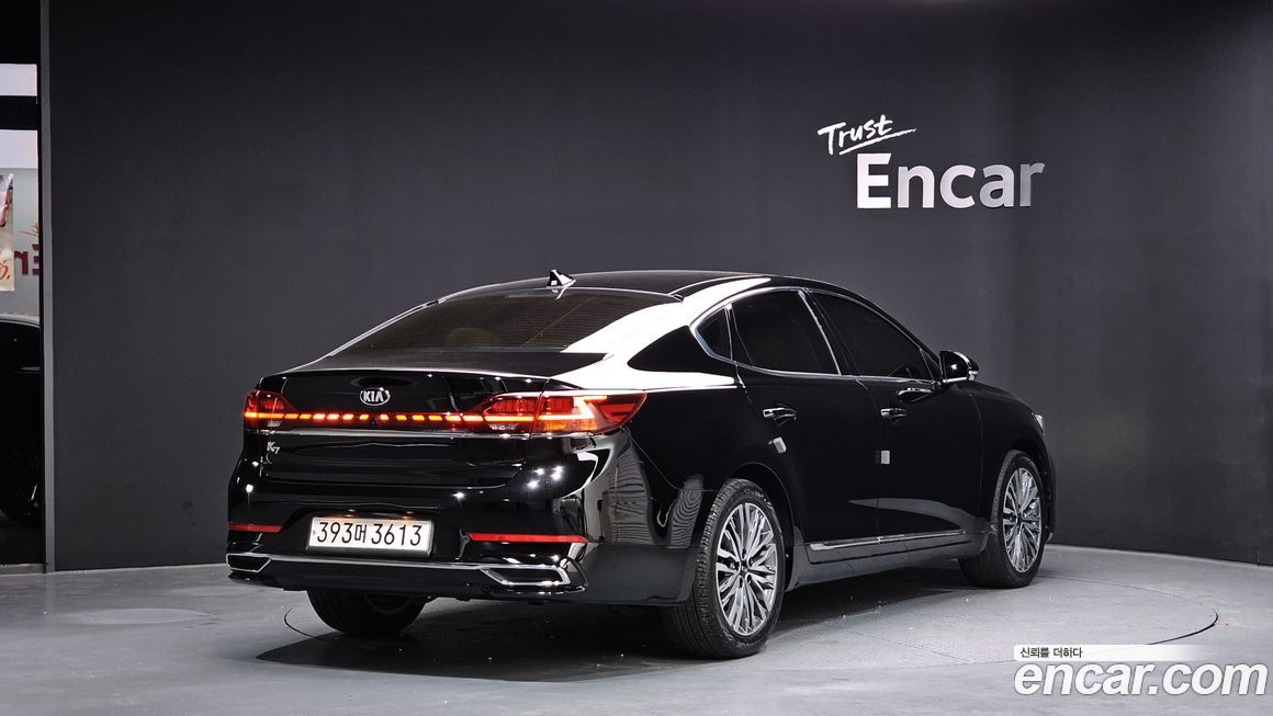 Kia K7 2021