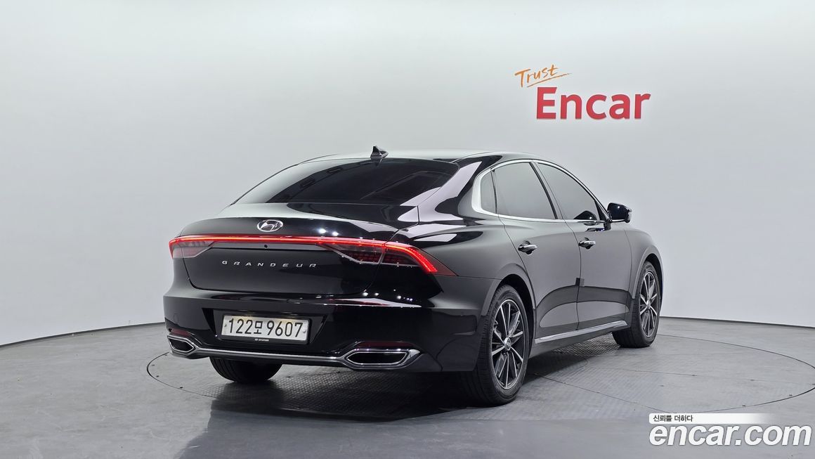 Hyundai Grandeur 2021