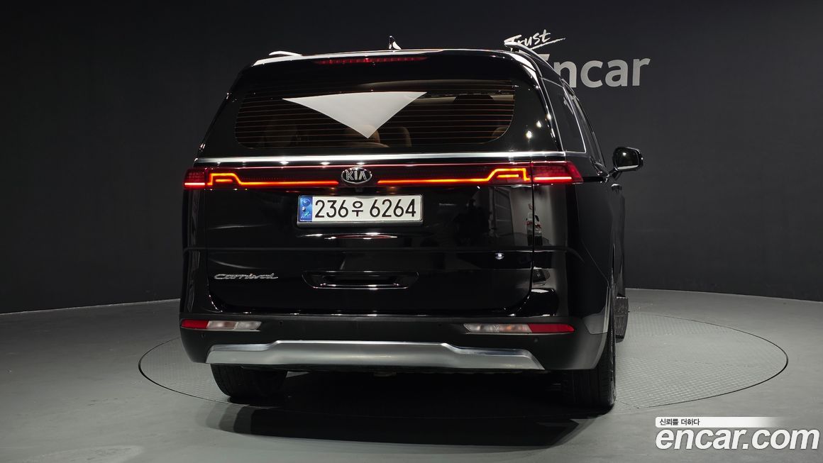 Kia Canival 2021