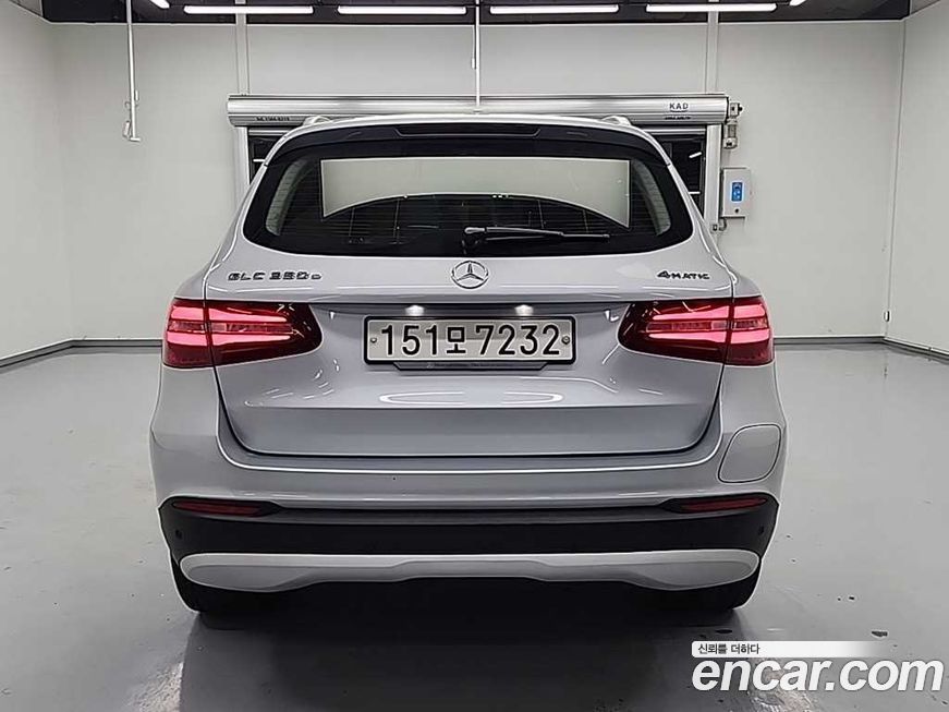 Mercedes-Benz GLC-Class 2019