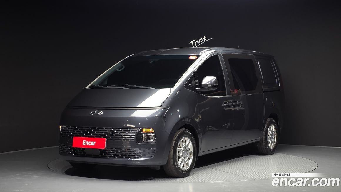 Hyundai Staria 2023
