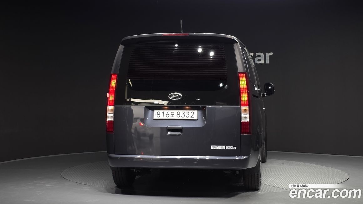 Hyundai Staria 2023
