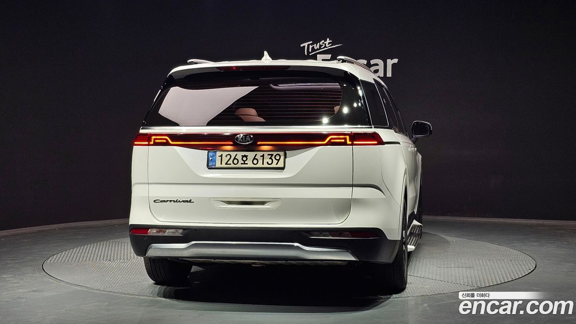 Kia Canival 2021