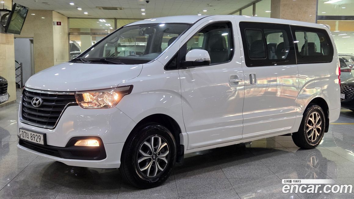 Hyundai Starex 2019