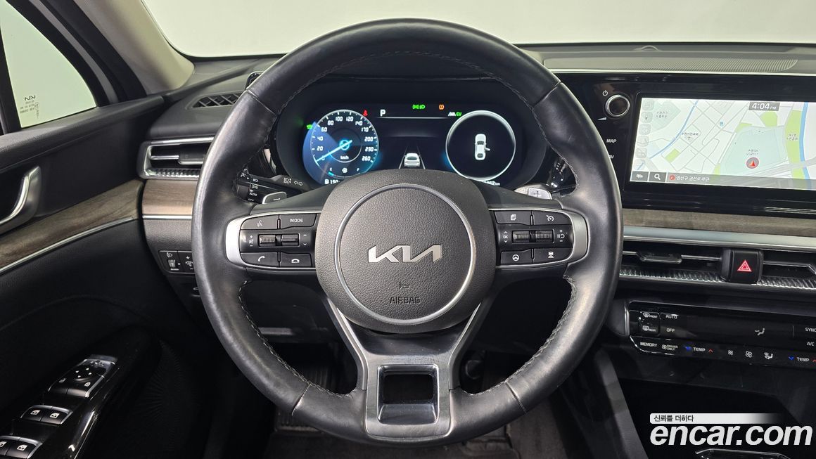 Kia K5 2023