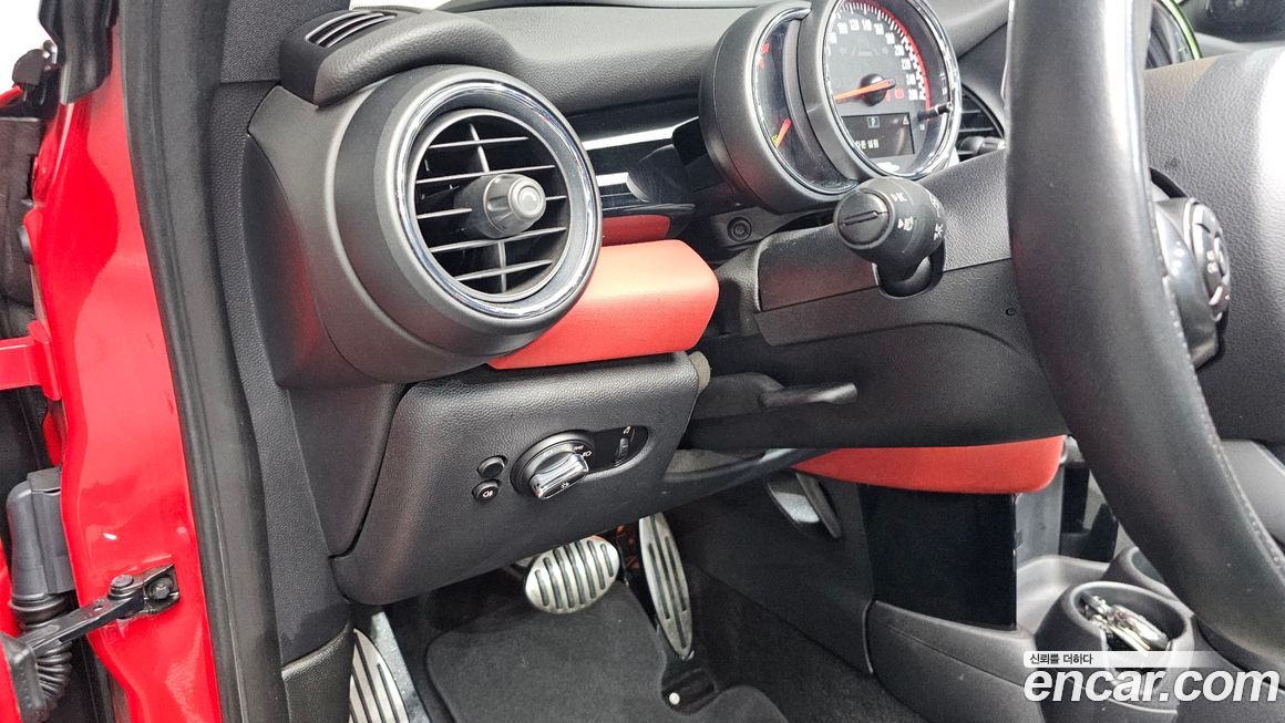 Mini Cooper Convertible 2020