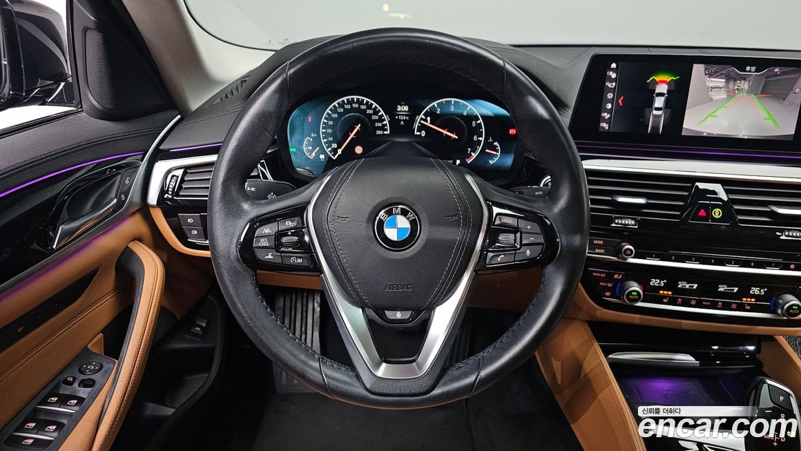 BMW 5-Series 2019