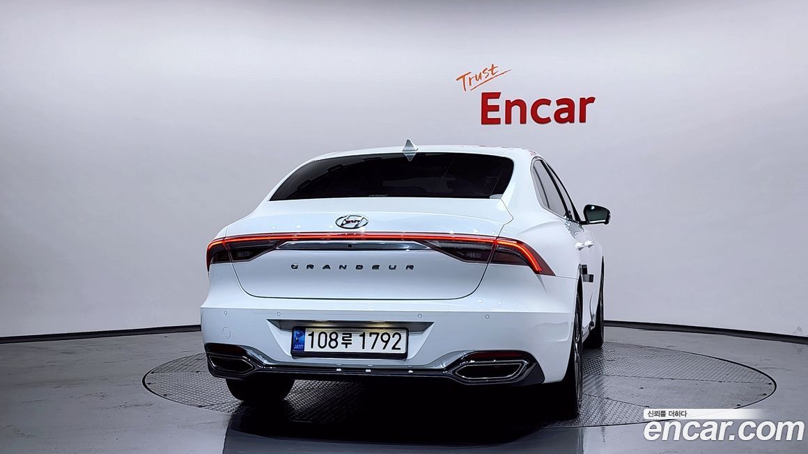 Hyundai Grandeur 2022