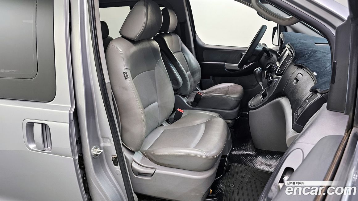 Hyundai Starex 2016