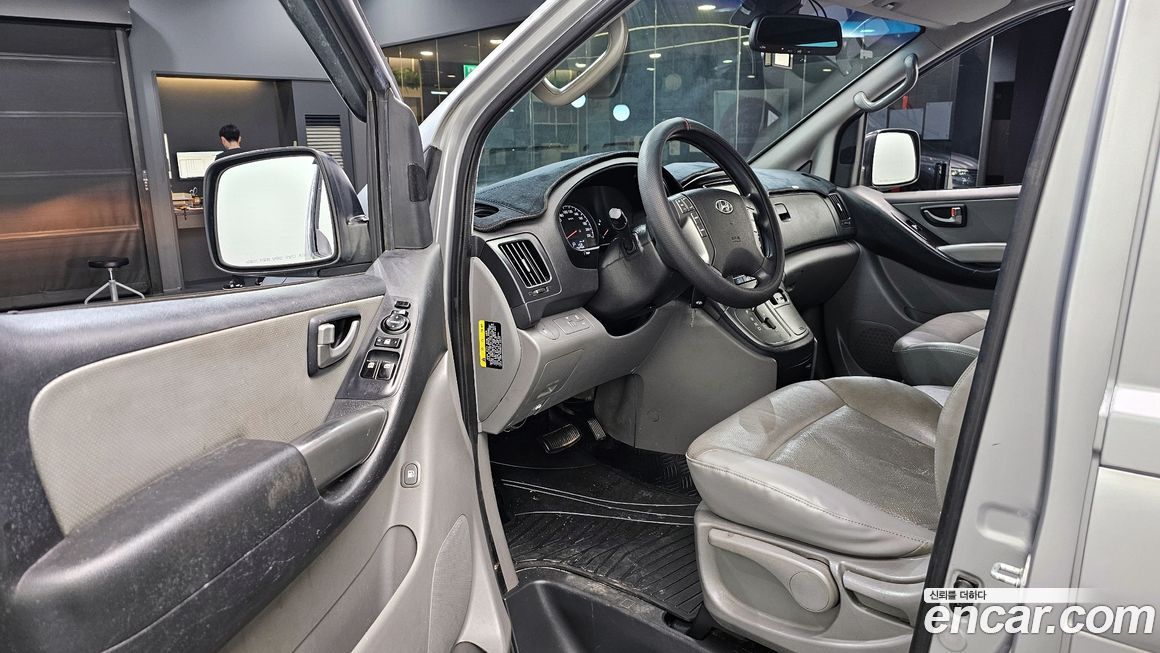 Hyundai Starex 2016