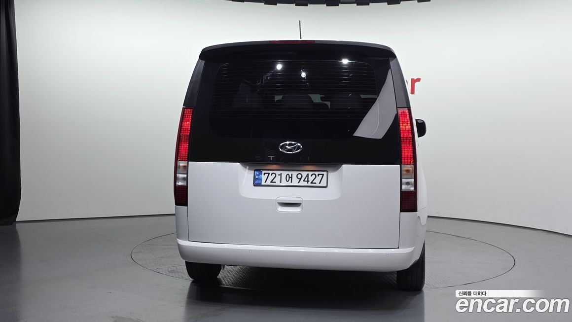 Hyundai Staria 2023