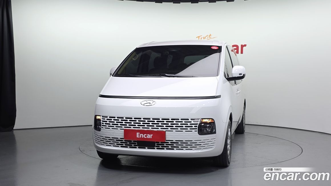 Hyundai Staria 2023