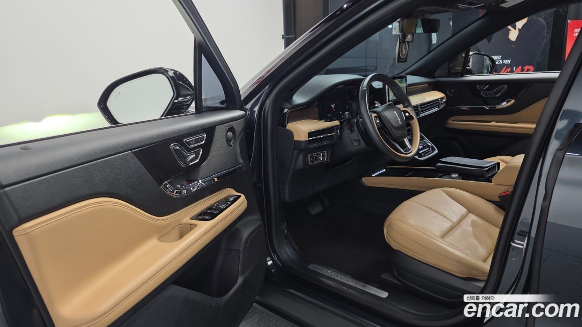 Lincoln Corsair 2021