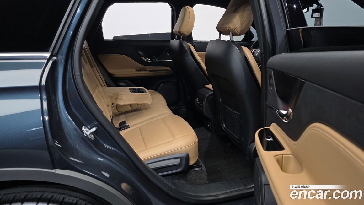 Lincoln Corsair 2021