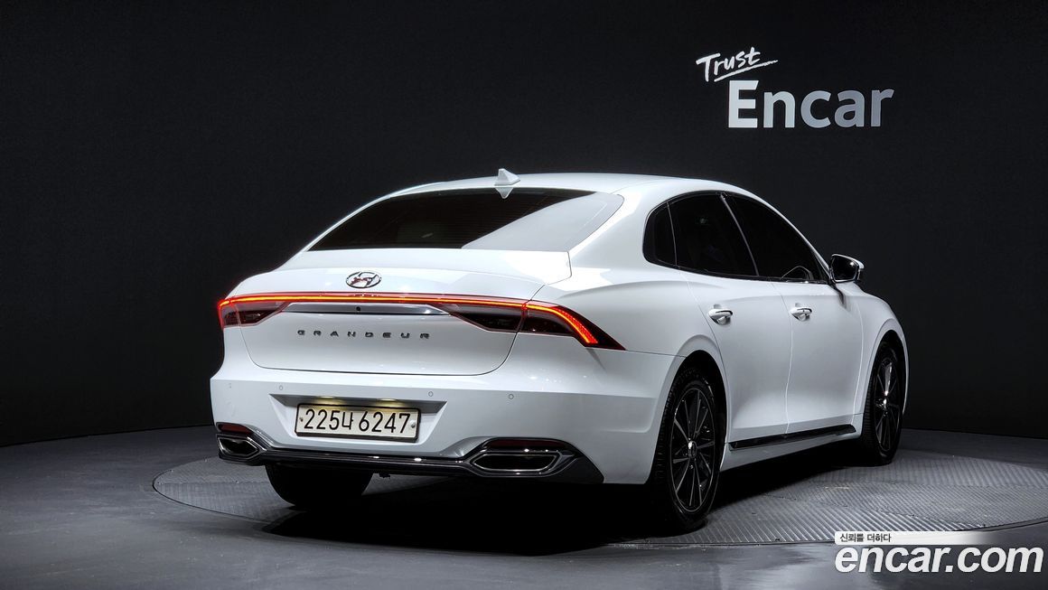 Hyundai Grandeur 2022