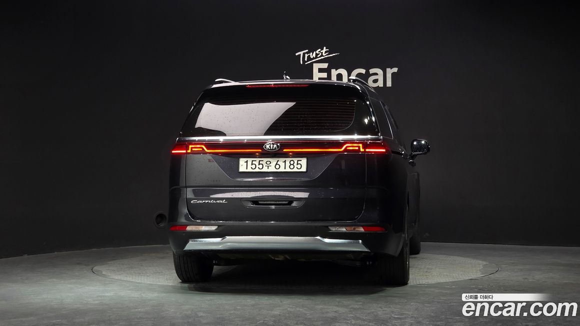 Kia Canival 2021