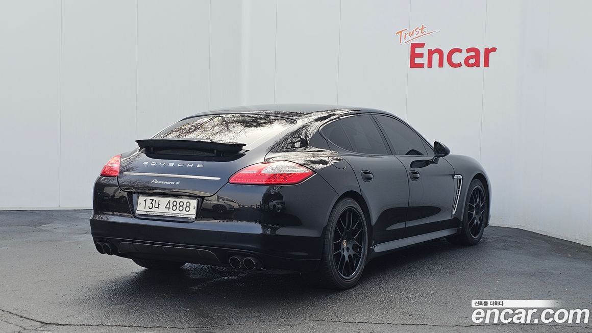 Porsche Panamera 2013