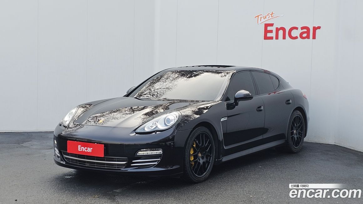 Porsche Panamera 2013