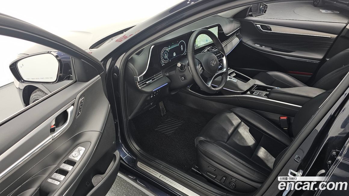 Hyundai Grandeur 2022