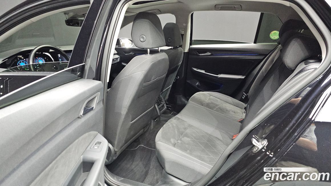 Volkswagen Golf 2023