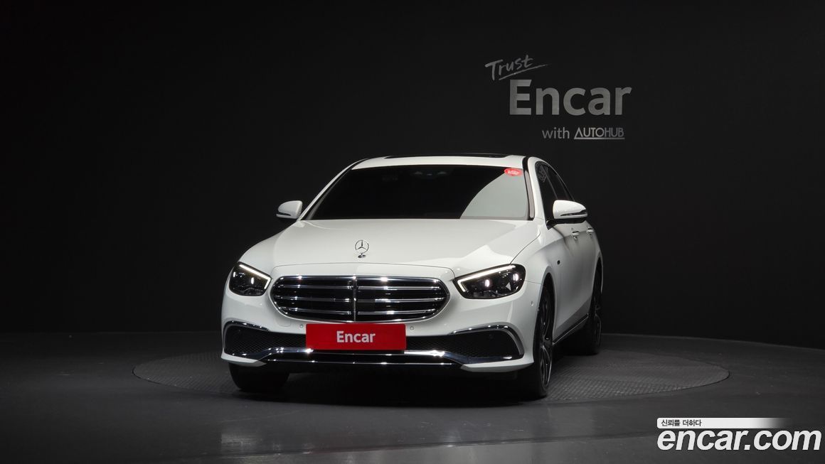 Mercedes-Benz E-Class 2021