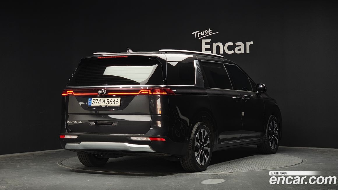 Kia Canival 2021