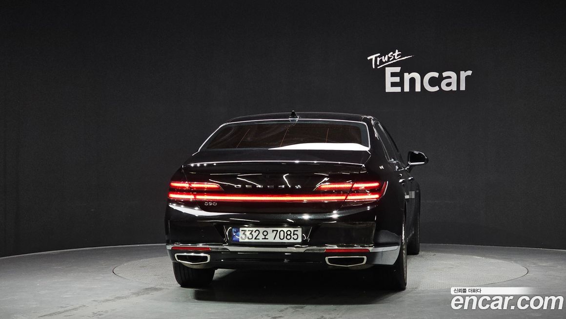Genesis G90 2021