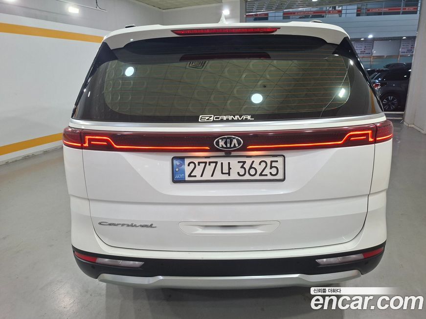 Kia Canival 2021