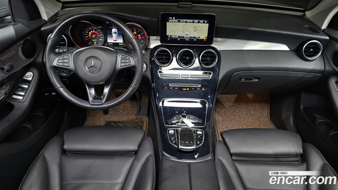 Mercedes-Benz GLC-Class 2019