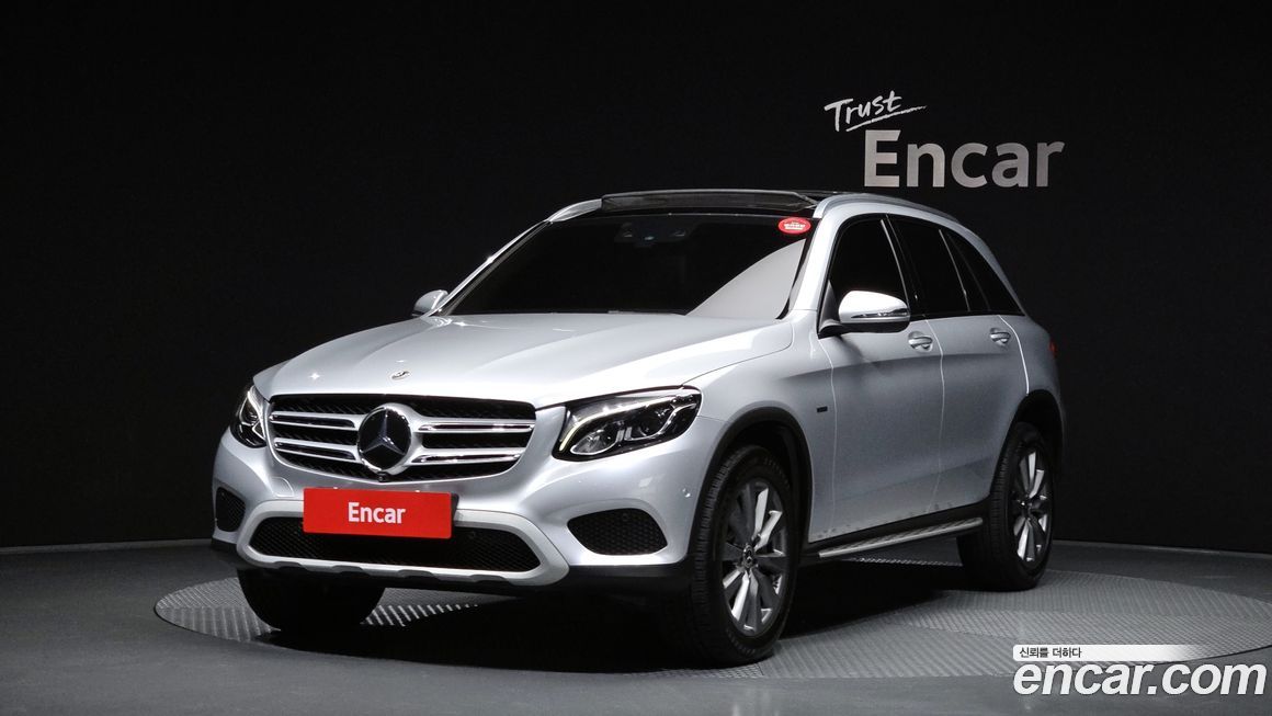 Mercedes-Benz GLC-Class 2019