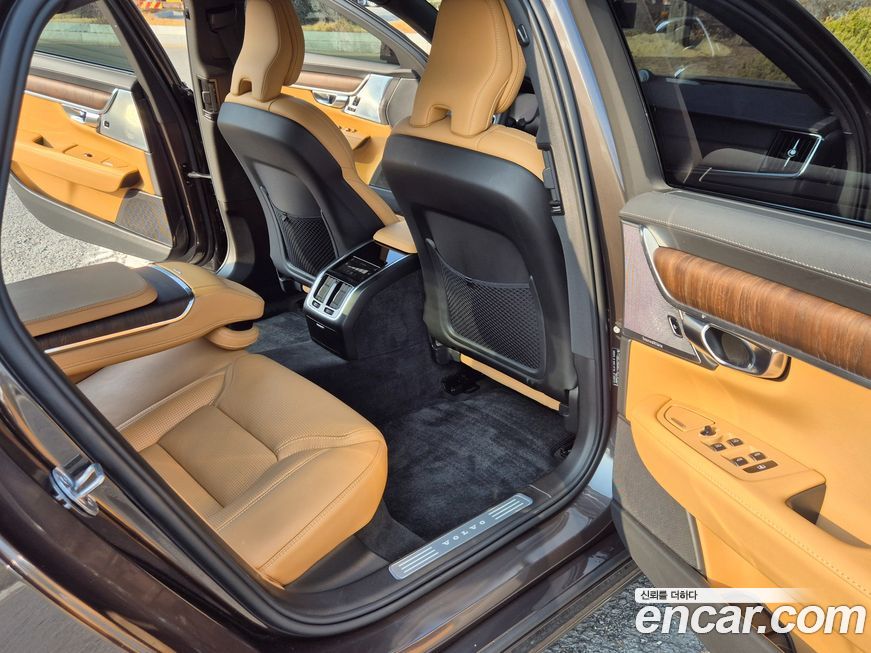 Volvo S90 2024
