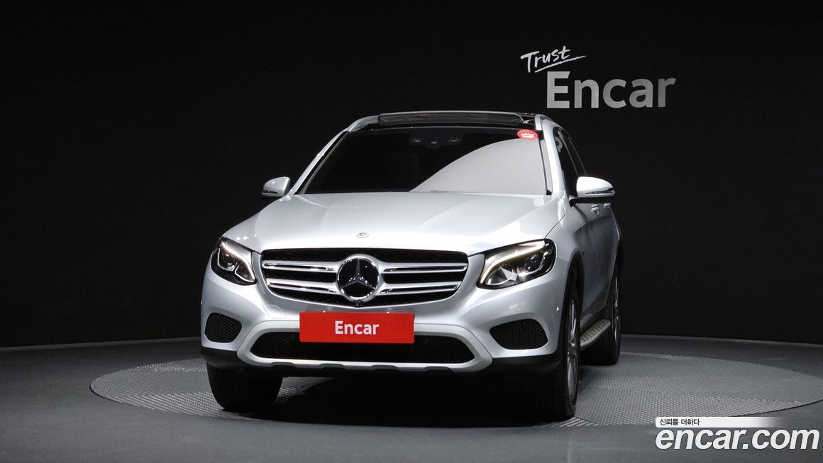 Mercedes-Benz GLC-Class 2019