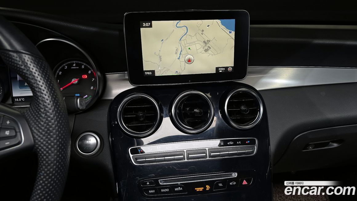 Mercedes-Benz GLC-Class 2019