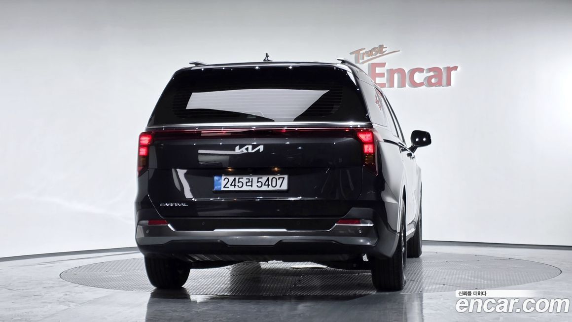 Kia Canival 2025