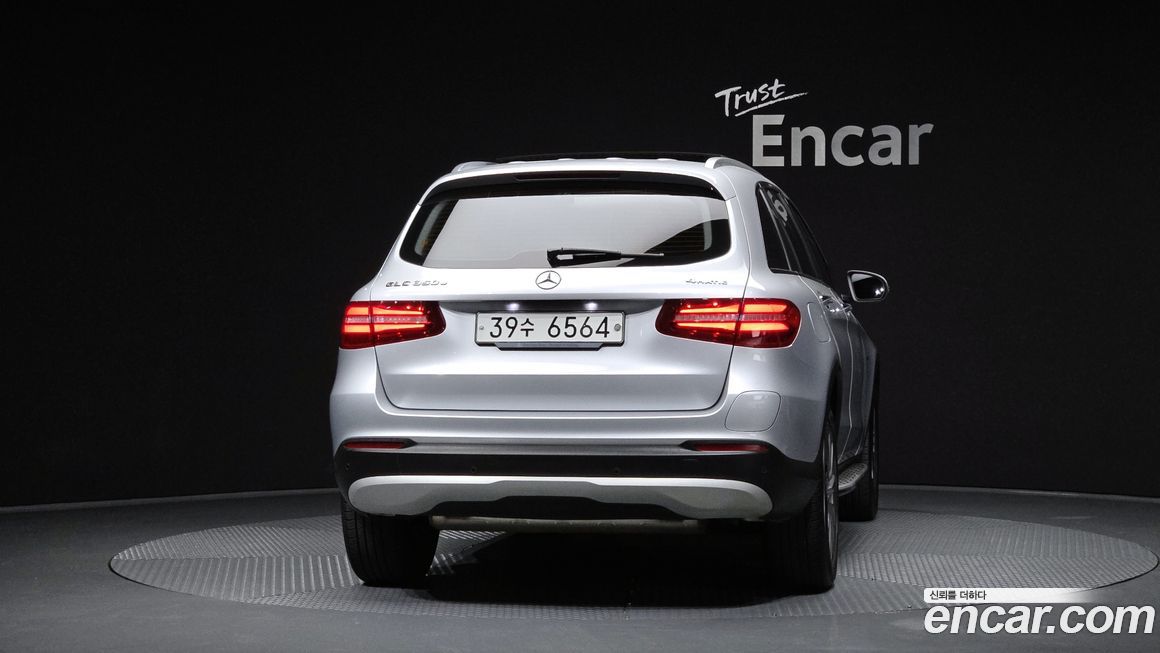 Mercedes-Benz GLC-Class 2019