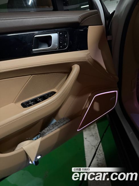 Porsche Panamera 2018