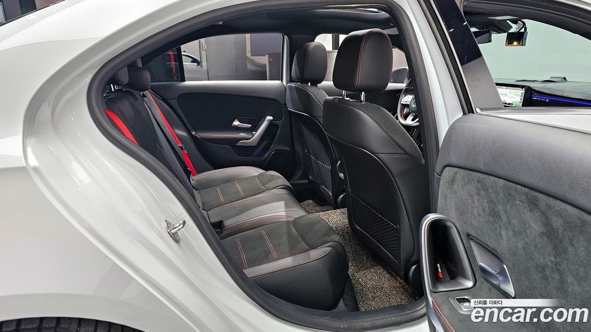 Mercedes-Benz A-Class 2021